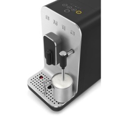 Automatyczny ekspres do kawy, czarny mat, Smeg BCC02BLMEU